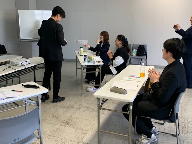 新人教育